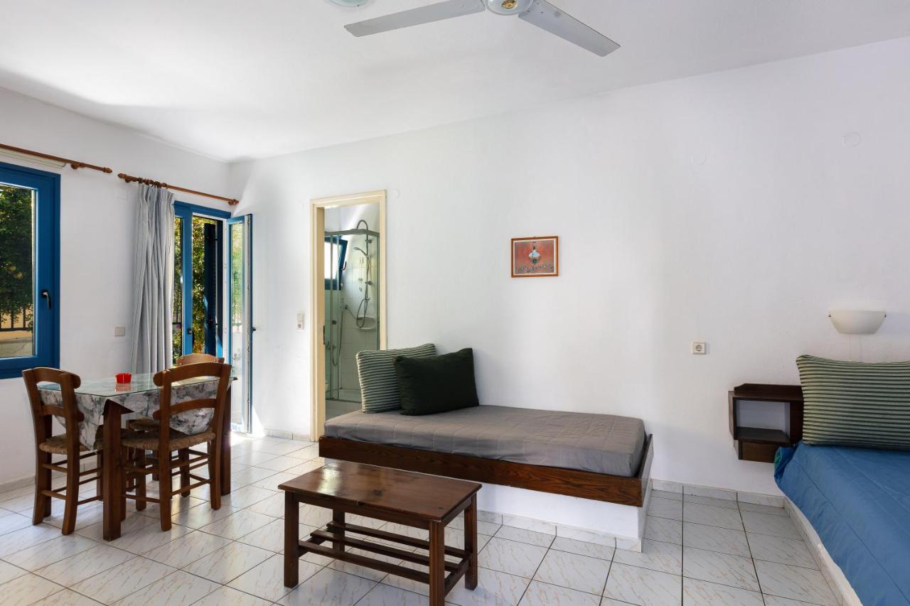 Konaki Studios & Apartments Panormos  Luaran gambar